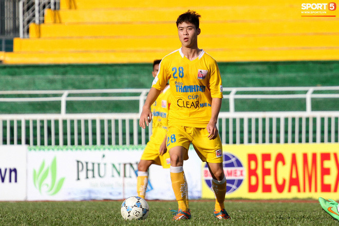 Top 5 tuyển thủ Việt Nam "lên hương" sau khi đổi vị trí ảnh 1