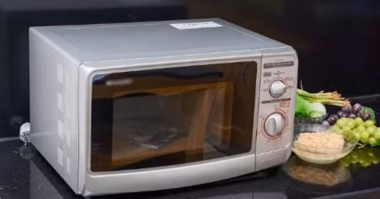 Mẹo hay dùng lò vi sóng, người lười nhất định phải biết