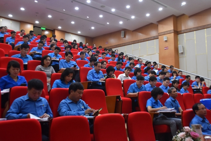 Kiến nghị không thu thuế thu nhập cá nhân 10% với khoản hỗ trợ người lao động nghỉ việc do COVID-19