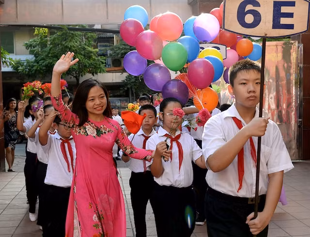 Bộ GD&ĐT thăm dò dư luận đối với các ứng viên đề nghị xét tặng danh hiệu Nhà giáo Ưu tú năm 2020