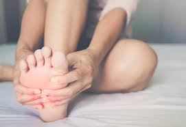 6 "điểm lạ" ở bàn chân cảnh báo bệnh nguy hiểm, tuyệt đối không được lơ là