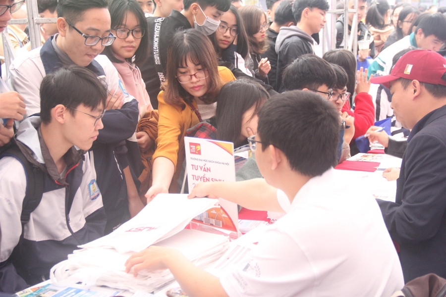 Bí quyết vượt vũ môn: Luyện Tiếng Anh sao cho hiệu quả? ảnh 1