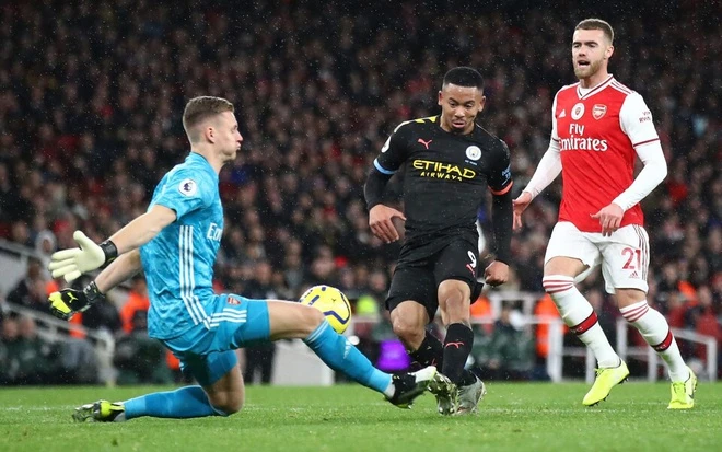 Premier League trở lại vào ngày 17/6: Man City đối đầu Arsenal