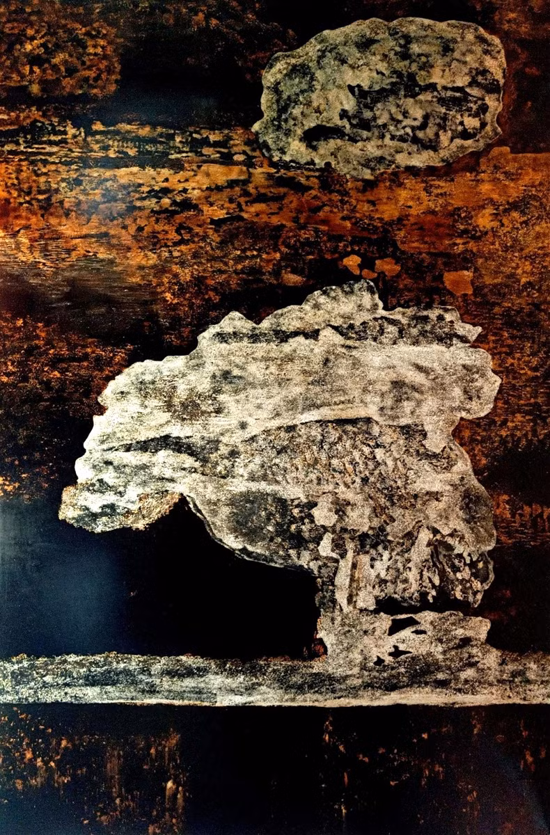 Khám phá sức sáng tạo không giới hạn với họa sĩ trong triển lãm tranh sơn mài ảnh 1