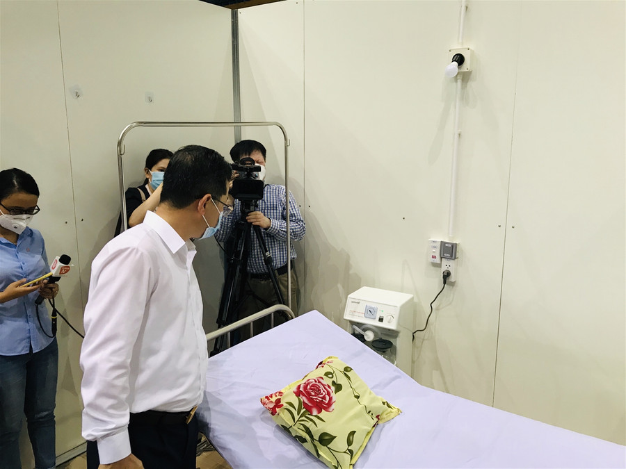 Phó Bí thư Thành ủy Đà Nẵng: Đảm bảo đưa bệnh viện dã chiến vận hành đúng thời gian ảnh 1