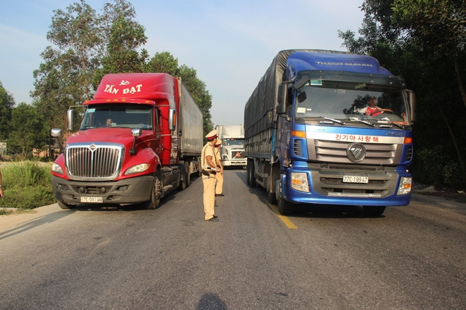 Thừa Thiên Huế: Ra quân tổng kiểm soát phương tiện đường bộ ảnh 2