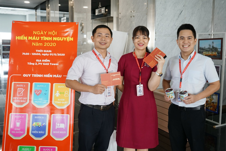 Ngày hội Hiến máu nhân đạo “Nghĩa cử cao đẹp vì cộng đồng” ảnh 4