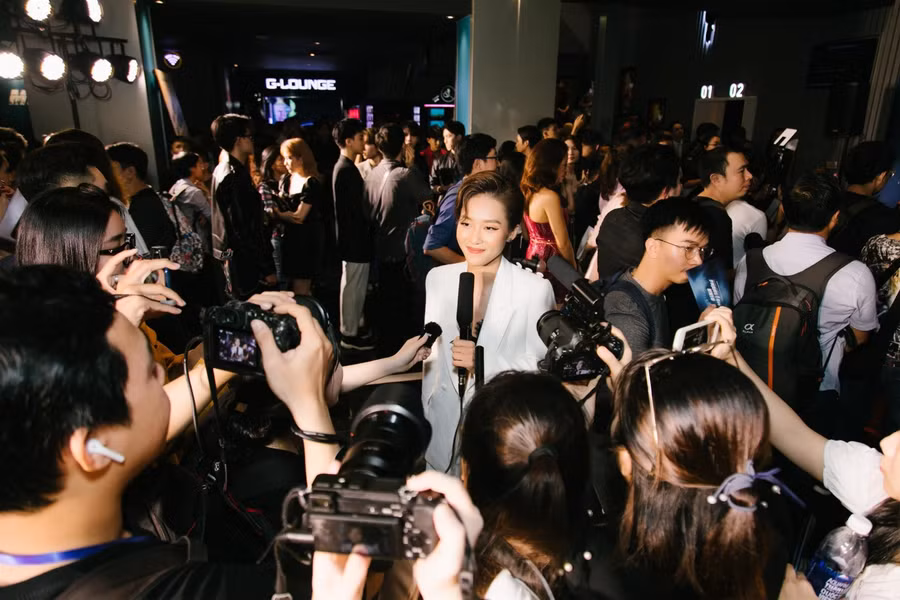 Có một "soái ca" Khả Ngân chất như nước cất ảnh 3