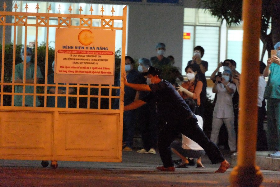 Cận cảnh Bệnh viện C Đà Nẵng được gỡ phong tỏa ảnh 1