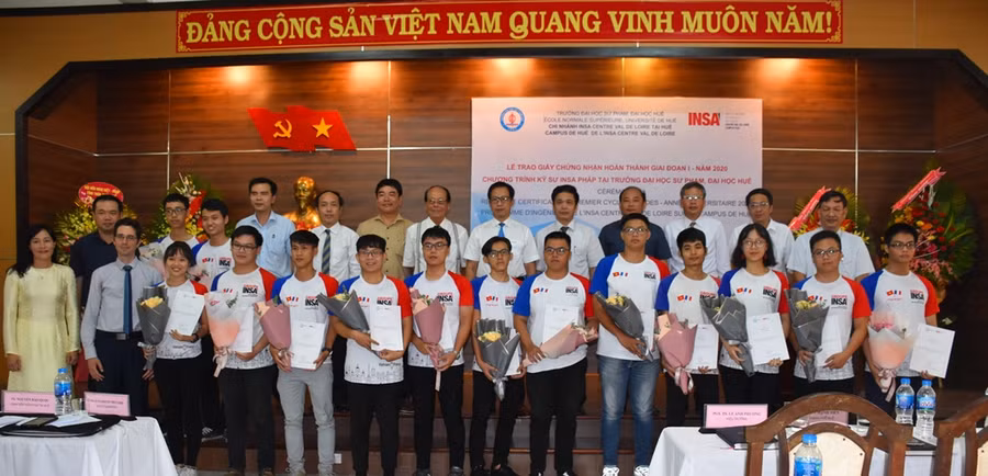 14 sinh viên tham gia chương trình đào tạo kỹ sư chất lượng cao tại cộng hòa Pháp ảnh 1