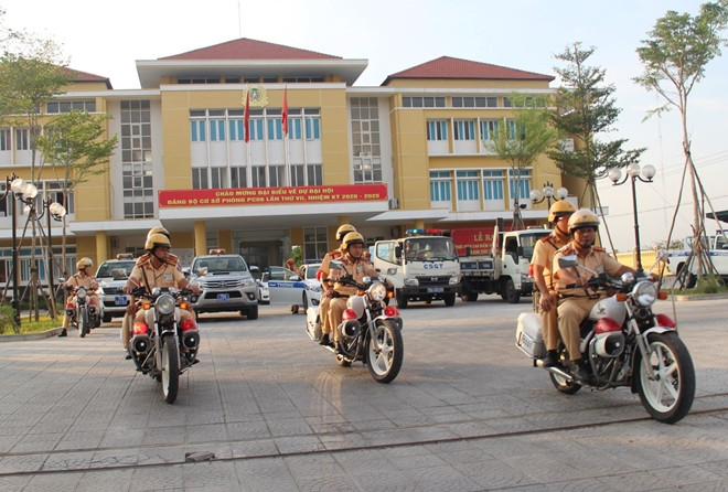 Thừa Thiên Huế: Ra quân tổng kiểm soát phương tiện đường bộ ảnh 1