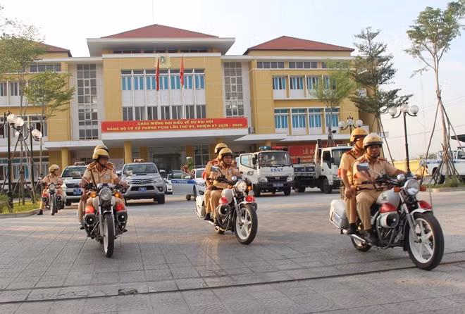 Thừa Thiên Huế: Ra quân tổng kiểm soát phương tiện đường bộ ảnh 1