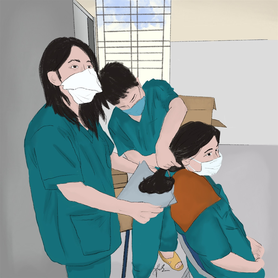 Xúc động bộ tranh tri ân những người hùng “áo trắng” của sinh viên Đà Nẵng ảnh 3 Xúc động bộ tranh tri ân những người hùng “áo trắng” của sinh viên Đà Nẵng ảnh 3