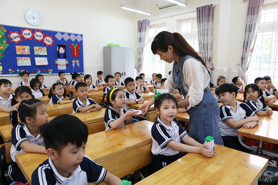 Sữa học đường quay lại trường học sau giãn cách ảnh 23 Sữa học đường quay lại trường học sau giãn cách ảnh 23