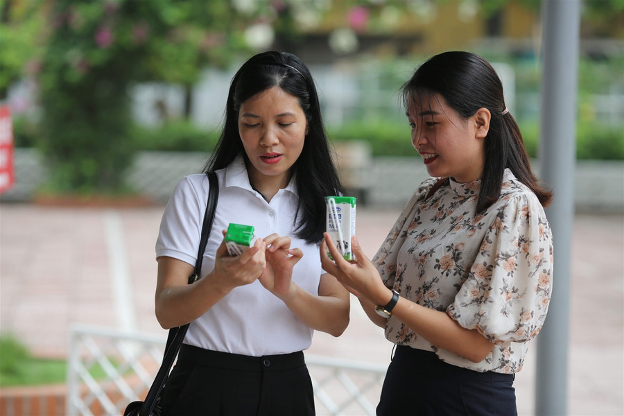 Sữa học đường quay lại trường học sau giãn cách ảnh 27 Sữa học đường quay lại trường học sau giãn cách ảnh 27