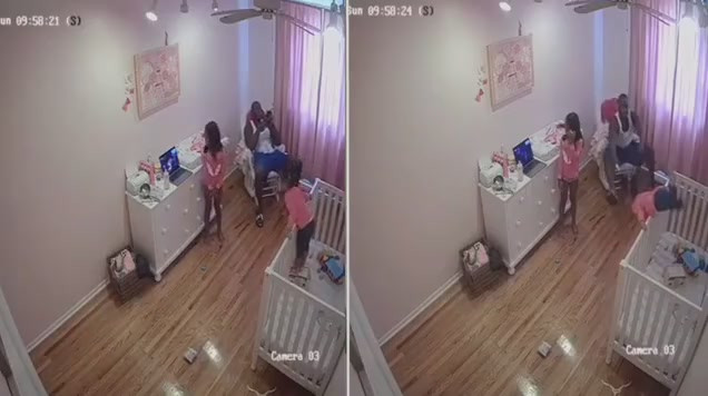 Pha giải cứu con gái ngã khỏi mép bàn "xuất thần" của bố Pha giải cứu con gái ngã khỏi mép bàn "xuất thần" của bố