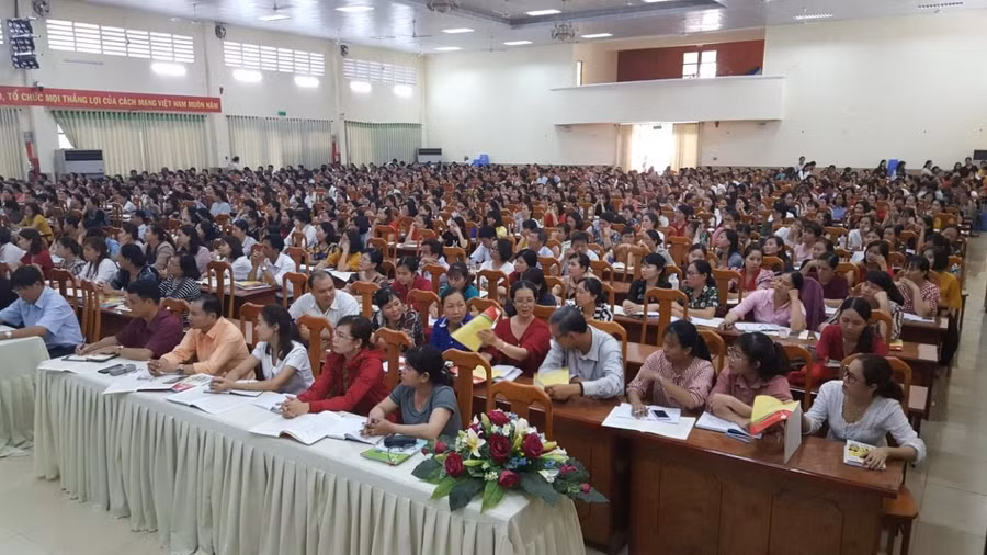 Bộ SGK lớp 1 Cánh Diều: Những phản hồi tích cực từ cơ sở ảnh 1