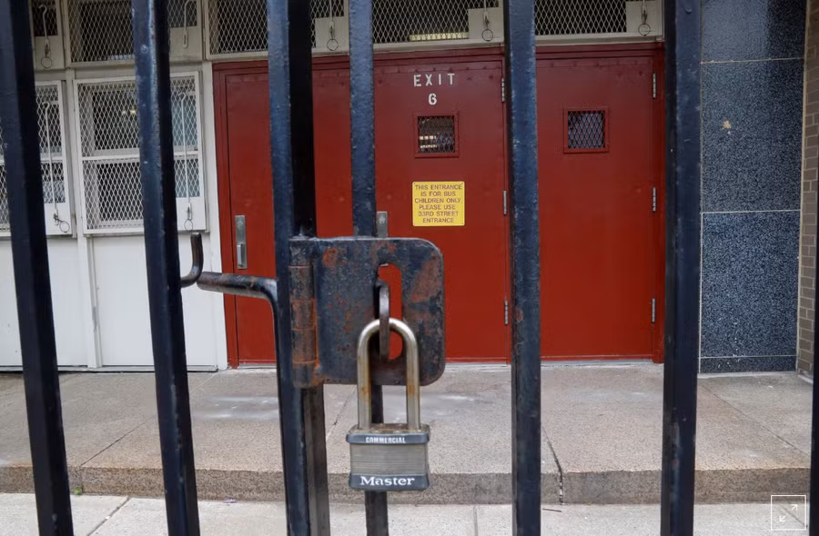 Giới chức Y tế Mỹ cho rằng đóng cửa trường học mang đến nhiều rủi ro hơn