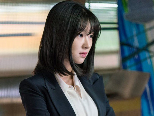 Khinh dâu nghèo, mẹ chồng run rẩy khi bước chân vào nhà thông gia