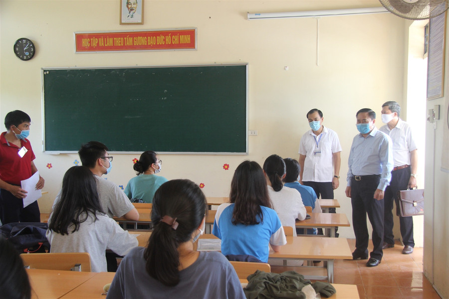 Lạng Sơn: Chủ tịch UBND tỉnh kiểm tra công tác thi tốt nghiệp THPT