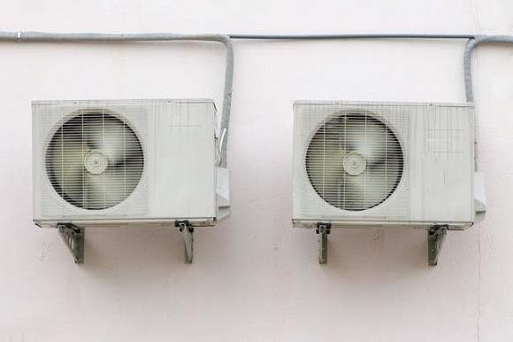 Bật điều hòa mùa hè và nhấn nút này, không chỉ tiết kiệm điện mà còn tốt cho sức khỏe
