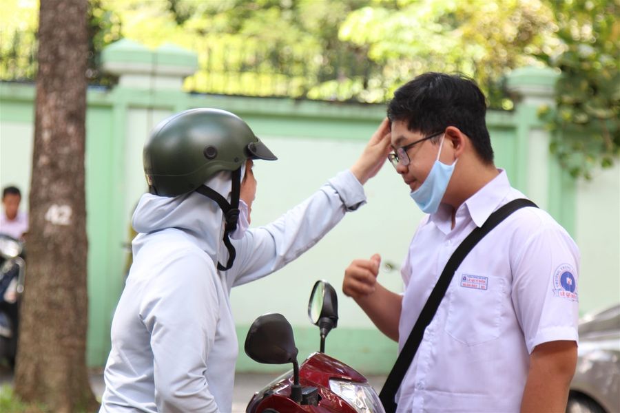 Lời chúc "vượt vũ môn" từ các bậc phụ huynh