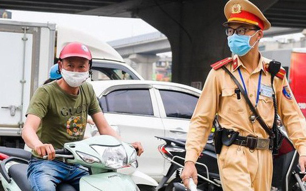 Những loại giấy tờ cần mang theo để không bị phạt khi CSGT kiểm tra