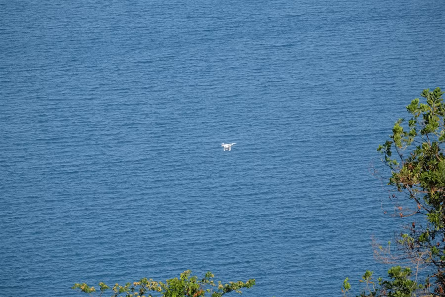 Dùng flycam truy tìm đối tượng trốn trại ảnh 1