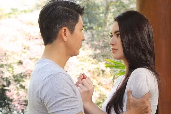 Đang sống trong biệt thự vợ đòi ra ngoài thuê phòng trọ với lý do vô lý