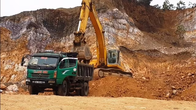Bí thư huyện ủy Lộc Hà - Hà Tĩnh: Chỉ đạo xử lý nghiêm chủ đầu tư “buông lỏng” quản lý tại dự án 50 tỷ đồng ảnh 2