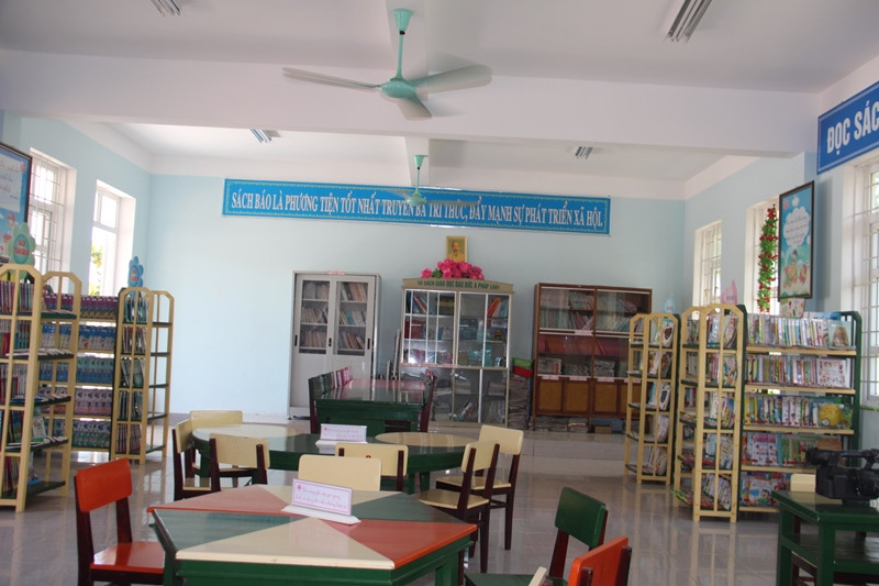 Thứ trưởng Phạm Ngọc Thưởng: Nắm bắt thông tin, kiểm tra giám sát thường xuyên thực hiện chương trình SGK mới ảnh 5