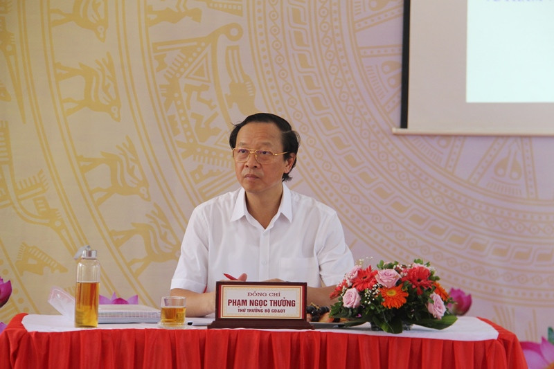 Thứ trưởng Phạm Ngọc Thưởng: Nắm bắt thông tin, kiểm tra giám sát thường xuyên thực hiện chương trình SGK mới ảnh 6