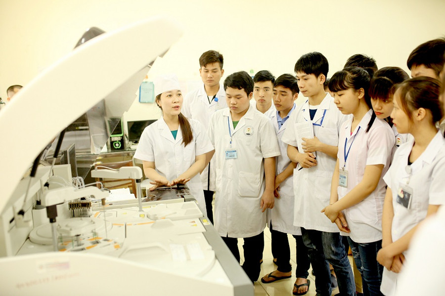 Trường ĐH Y-Dược (ĐH Thái Nguyên): Đáp ứng yêu cầu mới trong đào tạo nguồn nhân lực  Trường ĐH Y-Dược (ĐH Thái Nguyên): Đáp ứng yêu cầu mới trong đào tạo nguồn nhân lực