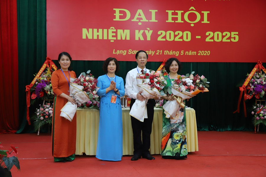 Đảng bộ Sở GD&ĐT Lạng Sơn tổ chức thành công đại hội nhiệm kỳ 2020 - 2025 ảnh 4