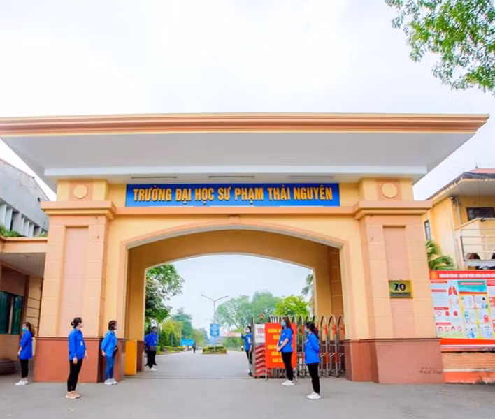 Đại học Thái Nguyên: Sinh viên trở lại trường trong niềm vui “lạ lẫm” ảnh 1