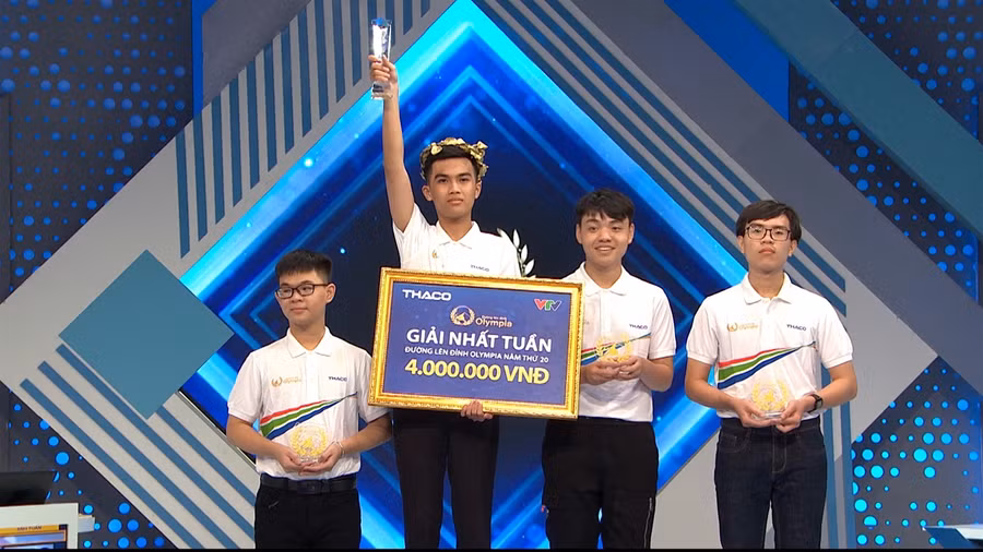 Nam sinh Hà Nội lập kỷ lục mới tại phần thi Khởi động Đường lên đỉnh Olympia