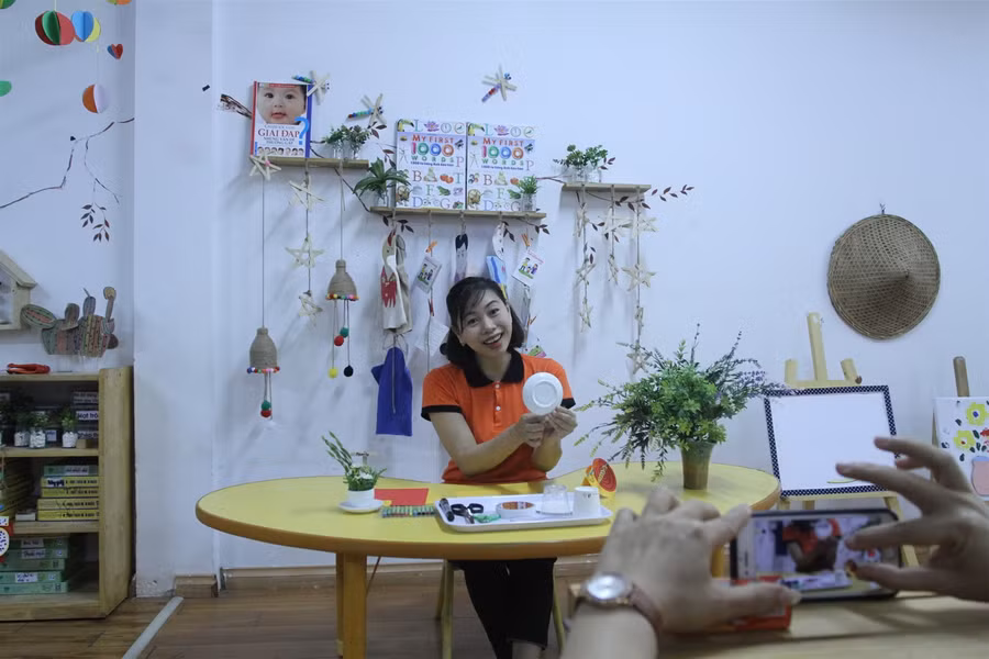 Những cô giáo siêu dễ thương truyền cảm hứng cho trẻ mầm non học trực tuyến ảnh 11