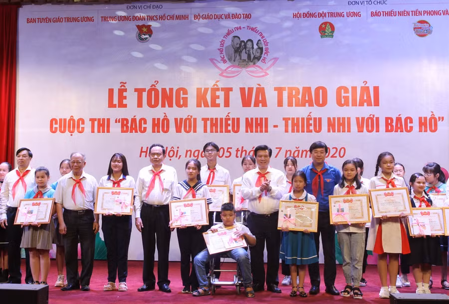 4,5 triệu học sinh tham gia cuộc thi "Bác Hồ với thiếu nhi – Thiếu nhi với Bác Hồ"