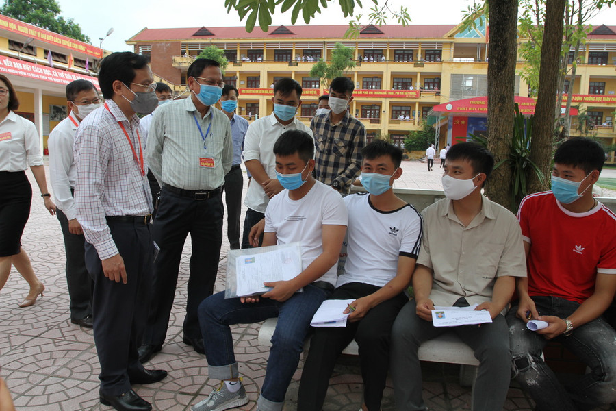 Cục trưởng Mai Văn Trinh: Cần tăng cường nhắc nhở thí sinh không mang điện thoại vào phòng thi ảnh 2