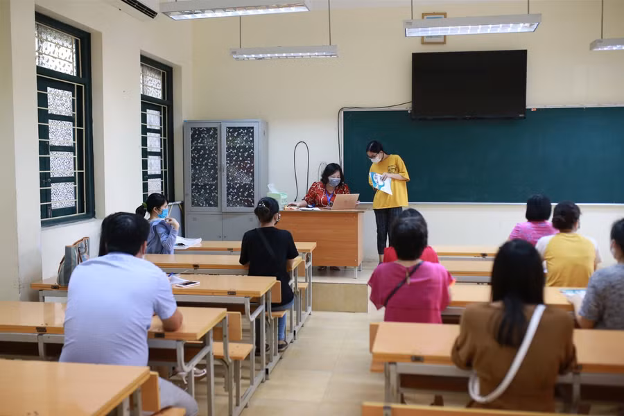 Trường THPT đầu tiên của Hà Nội hoàn thành tuyển sinh vào lớp 10