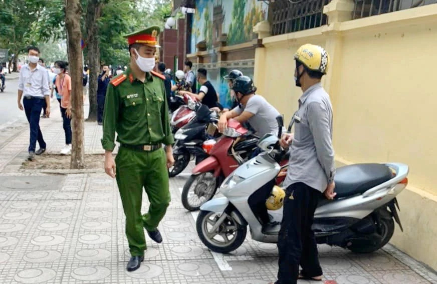 Hà Nội: Yêu cầu bảo đảm an toàn giao thông cho học sinh đi học trở lại