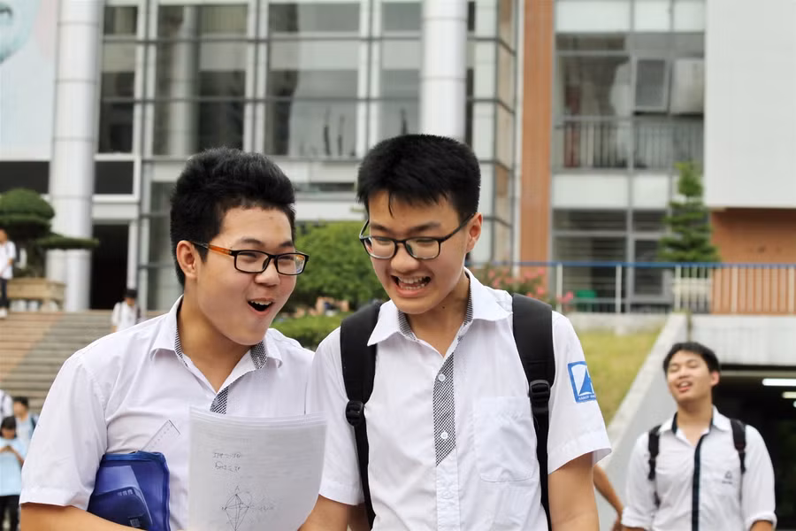 Cuộc chiến chống dịch Covid-19 vào đề Văn chuyên Hà Nội