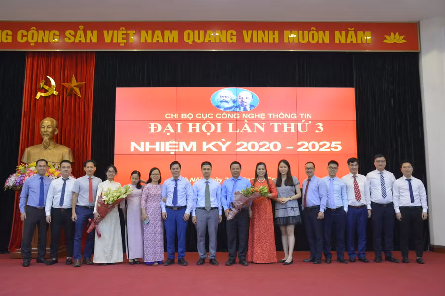 Đại hội Chi bộ Cục Công nghệ thông tin thành công tốt đẹp ảnh 1