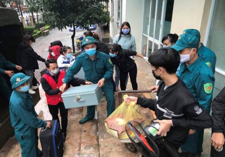 Hà Nội: Nhiều trường học thành lập đội “Tình nguyện chống Covid” ảnh 1