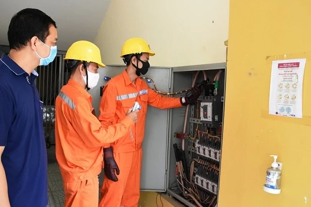 Hà Nội không để thiếu điện trong suốt thời gian thi tốt nghiệp THPT 2020