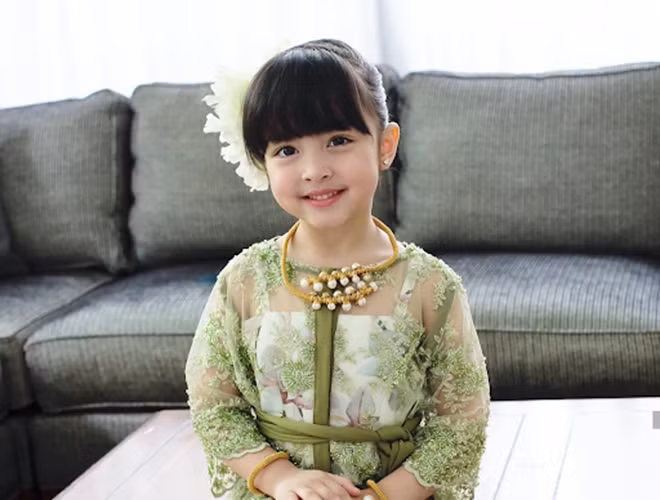 "Tan chảy" trước nhan sắc ngọt ngào của con gái mỹ nhân đẹp nhất Philippines ảnh 9