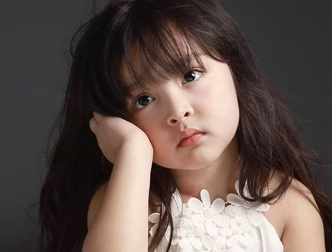 "Tan chảy" trước nhan sắc ngọt ngào của con gái mỹ nhân đẹp nhất Philippines ảnh 4