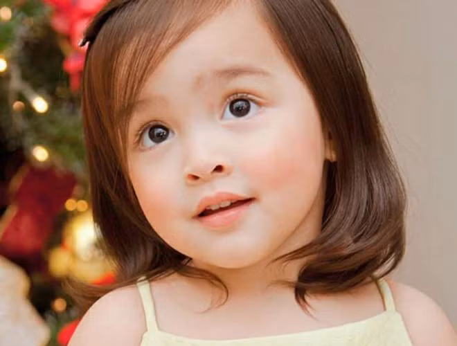 "Tan chảy" trước nhan sắc ngọt ngào của con gái mỹ nhân đẹp nhất Philippines ảnh 3