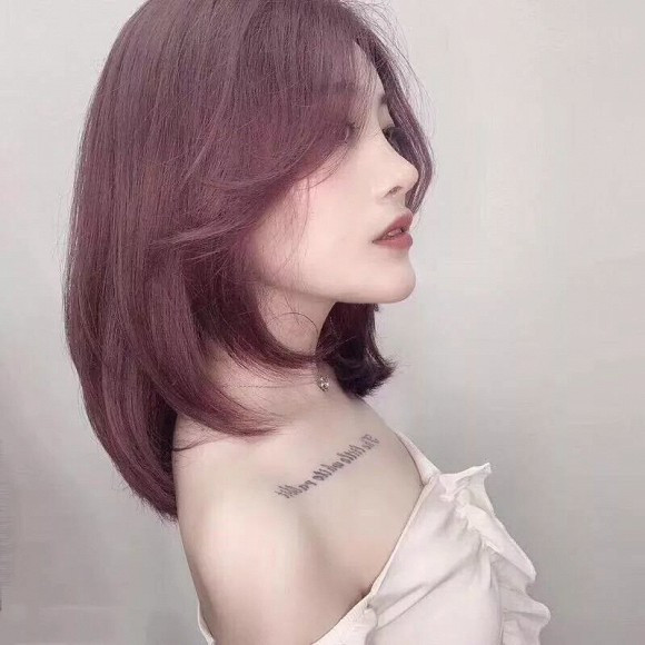 Những "kiểu tóc ngắn trung bình" đang được săn lùng nhất năm nay ảnh 27 Những "kiểu tóc ngắn trung bình" đang được săn lùng nhất năm nay ảnh 27