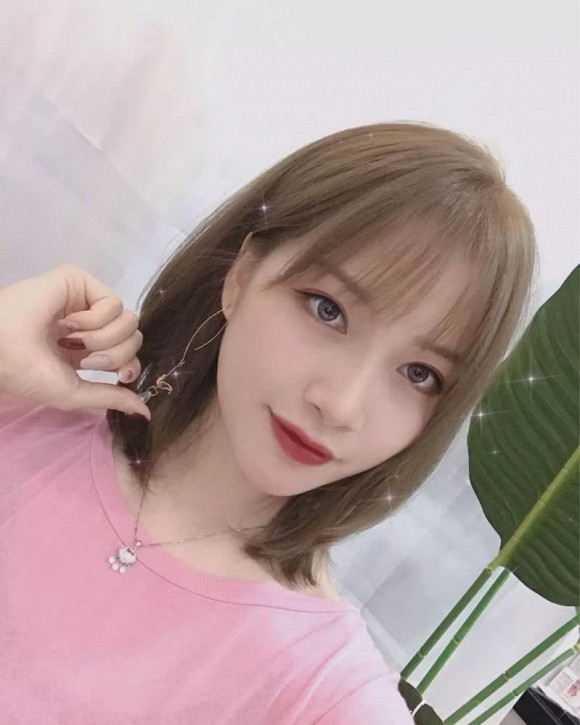 Những "kiểu tóc ngắn trung bình" đang được săn lùng nhất năm nay ảnh 26 Những "kiểu tóc ngắn trung bình" đang được săn lùng nhất năm nay ảnh 26
